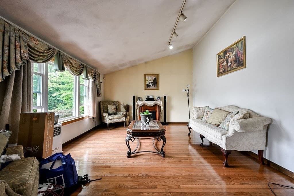 Casa em Brockton — foto 2
