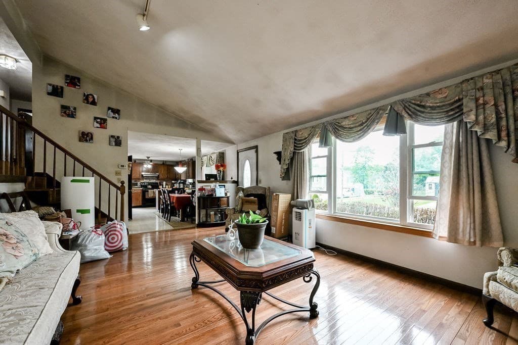 Casa em Brockton — foto 3