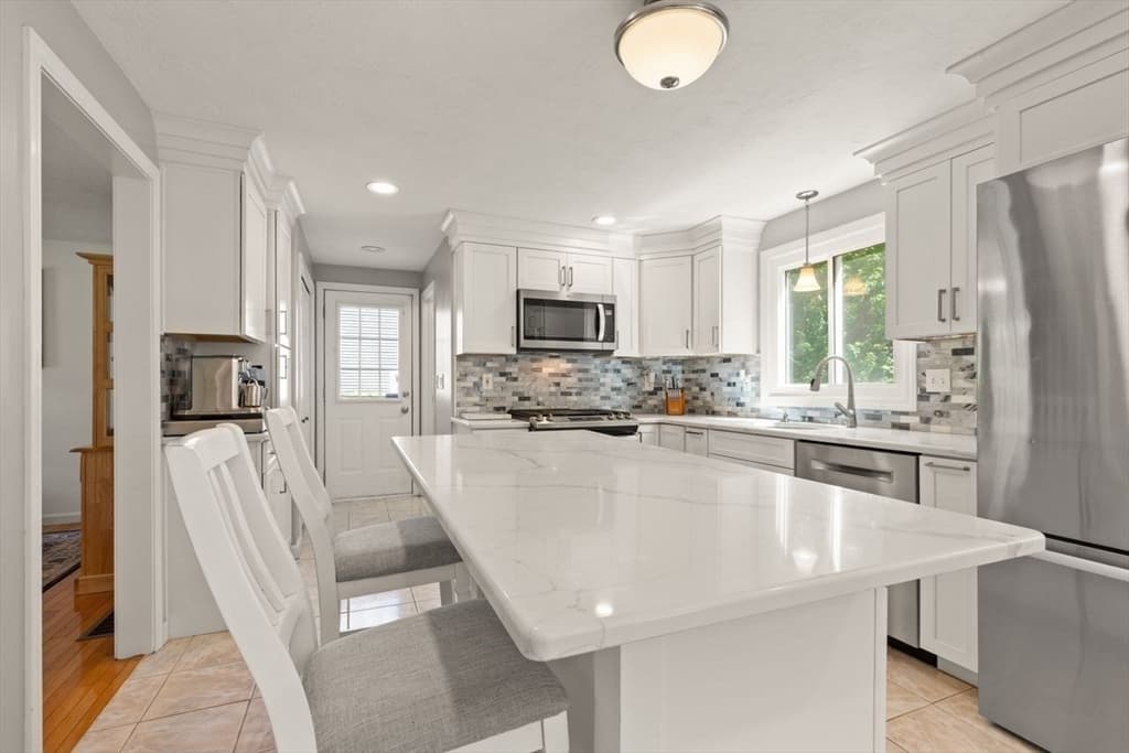 Casa em North Attleboro — foto 7