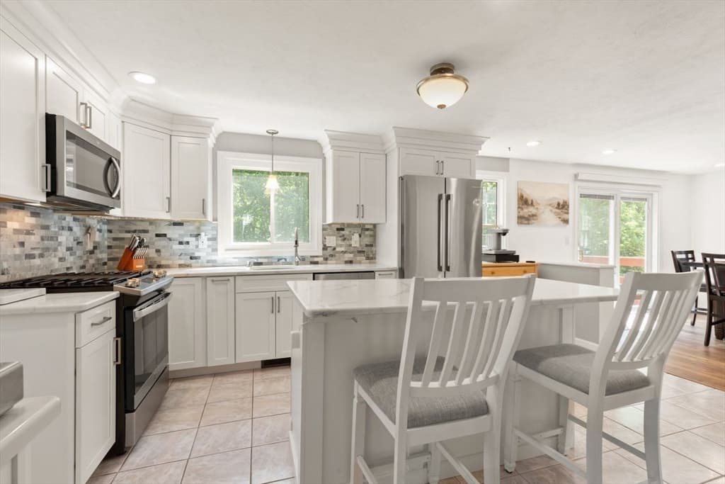 Casa em North Attleboro — foto 4