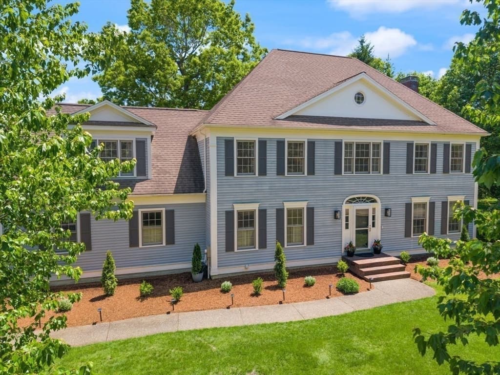 Casa em Foxboro — foto 4