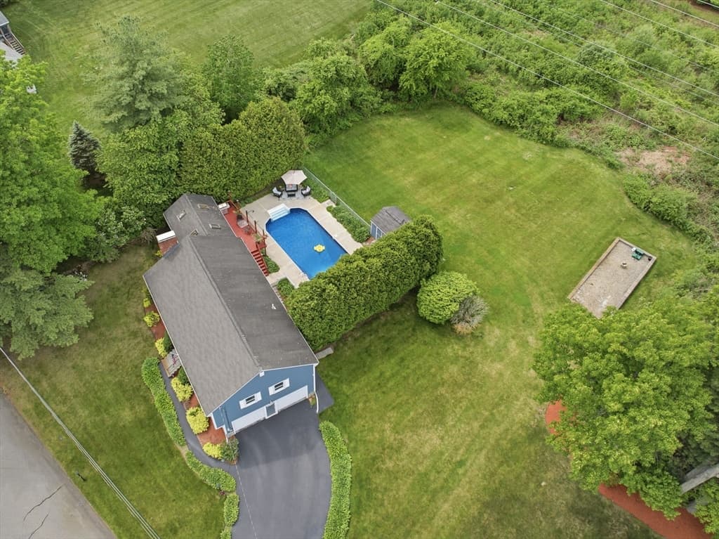Casa em Tewksbury — foto 3