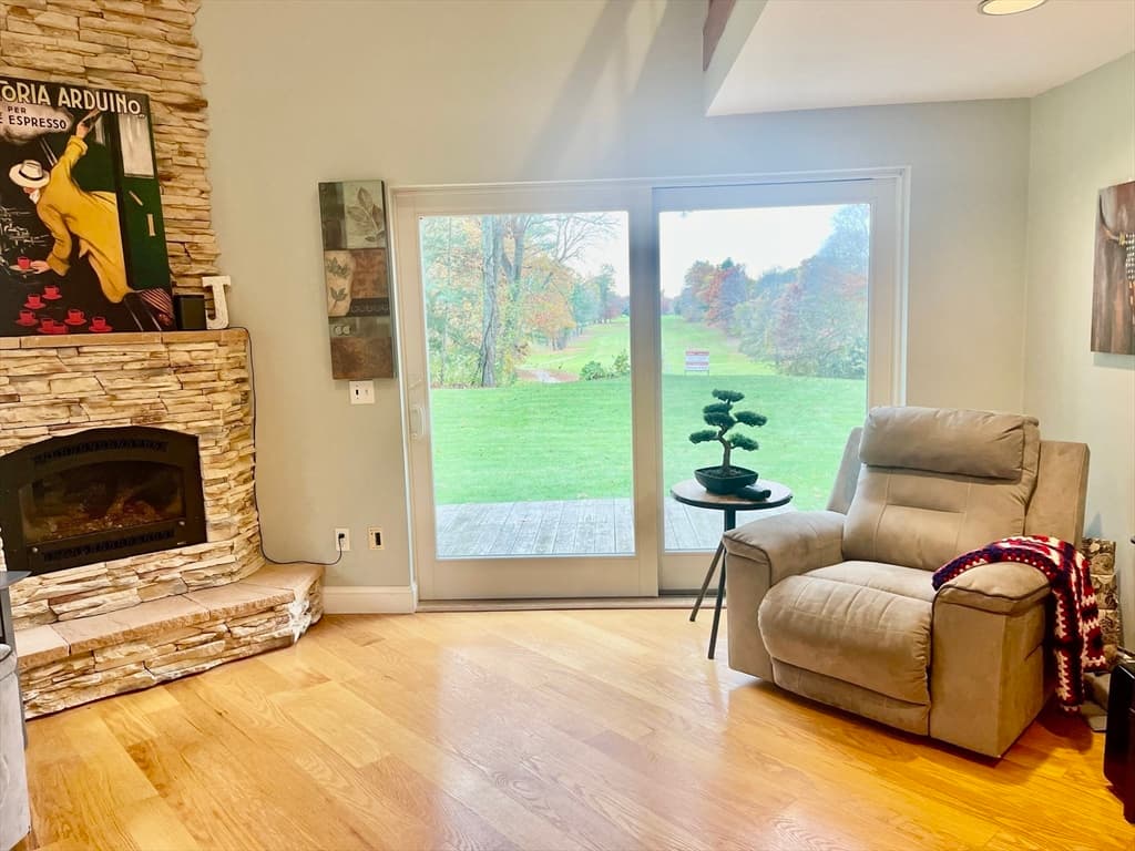 Casa em Lakeville — foto 8
