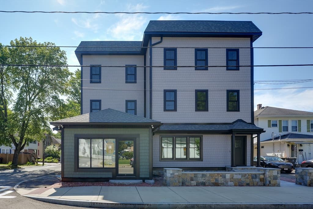 Condomínio em Framingham