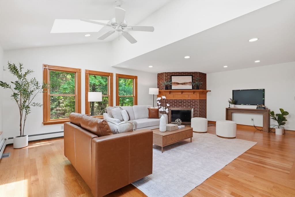Casa em Foxboro — foto 8
