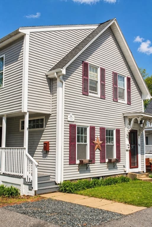 Multi-família em Stoneham