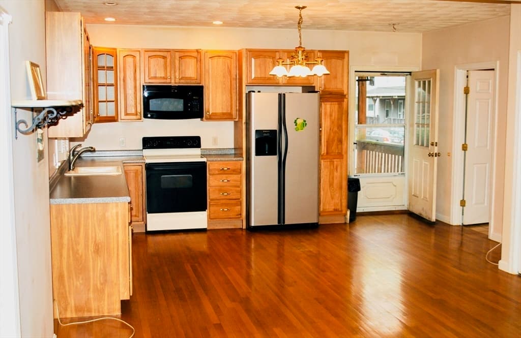 Multi-família em Stoneham — foto 4