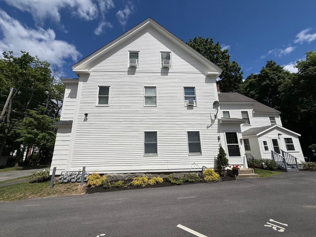 Multi-família em Hopkinton — foto 4