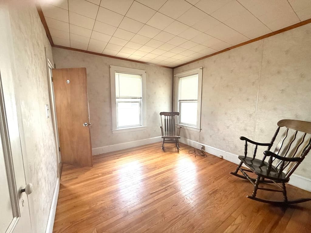 Casa em Saugus — foto 8