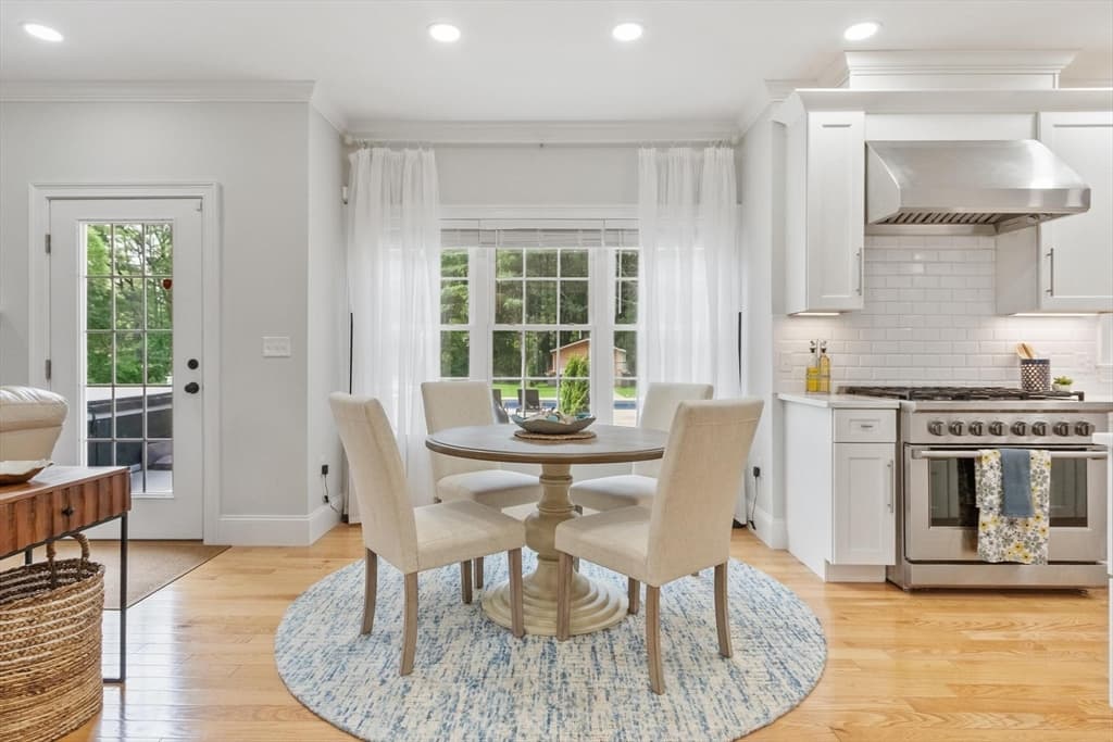 Casa em Boxborough — foto 8