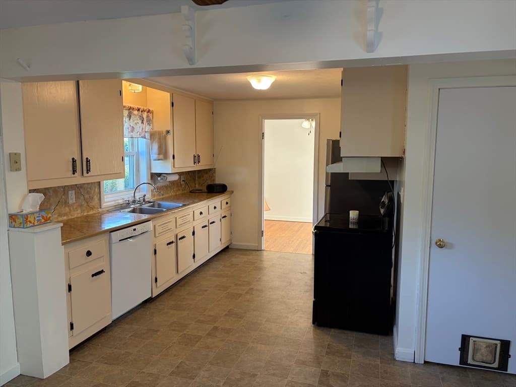 Casa em Belchertown — foto 6