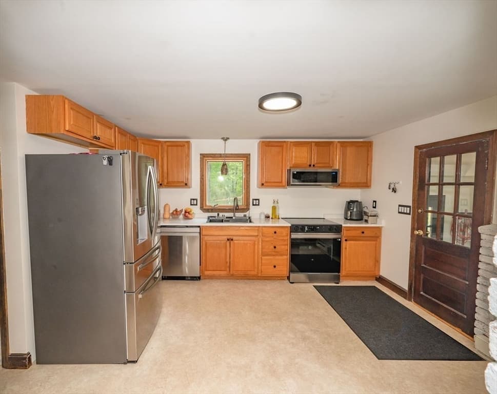 Casa em Stoughton — foto 6