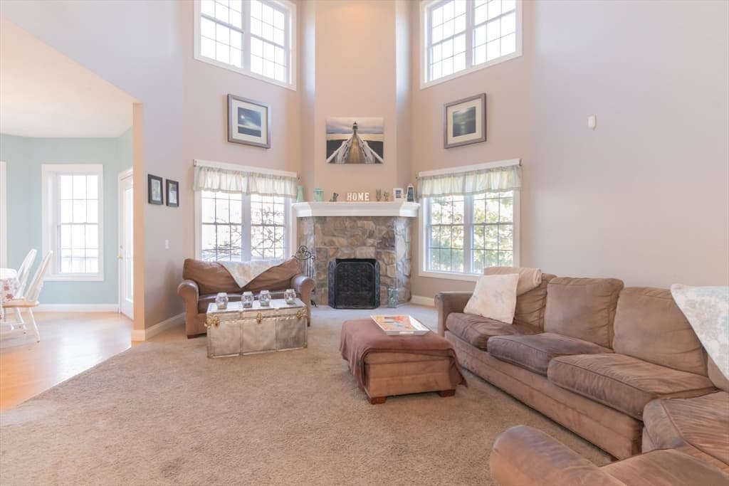 Casa em North Attleboro — foto 4