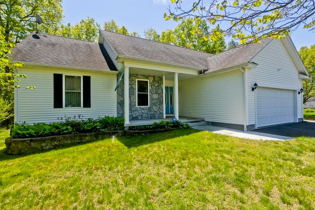 Casa em Easthampton — foto 2