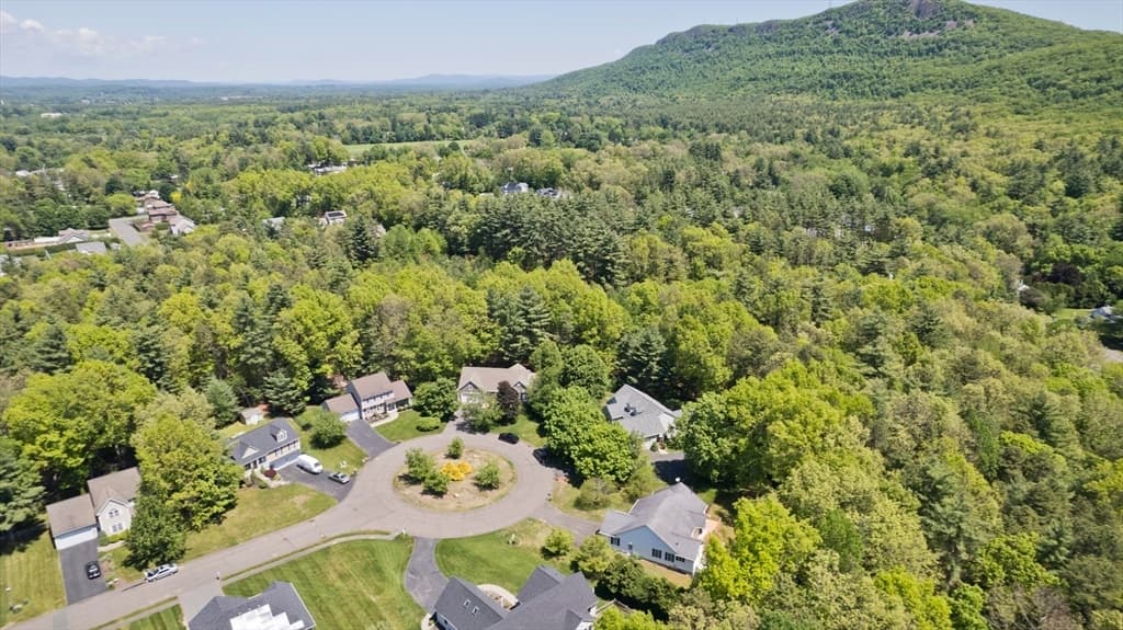 Casa em Easthampton — foto 7