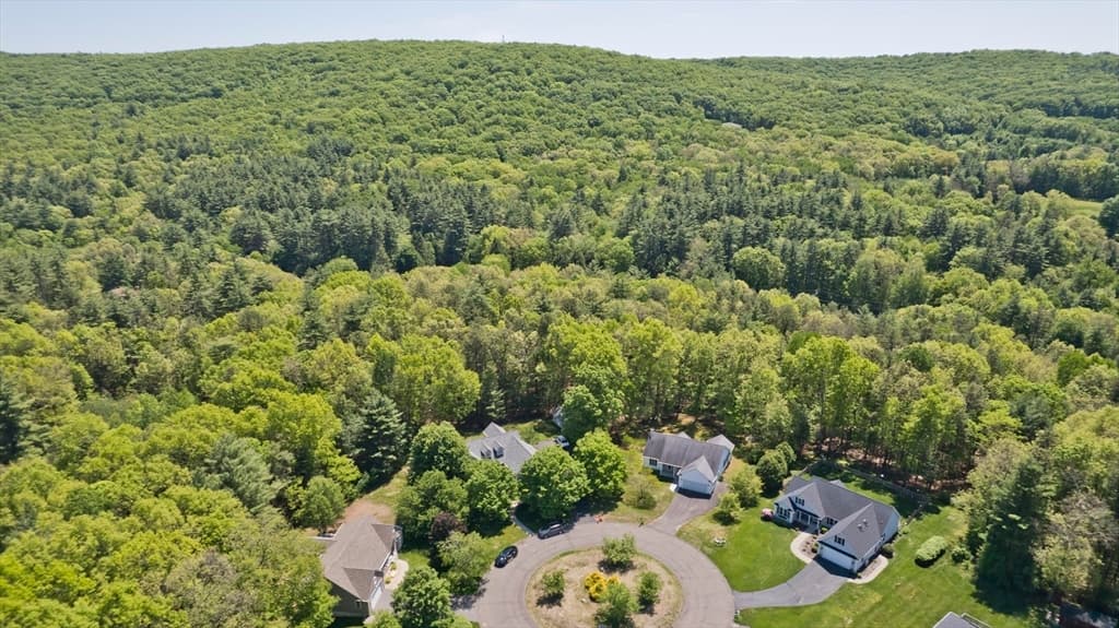 Casa em Easthampton — foto 8