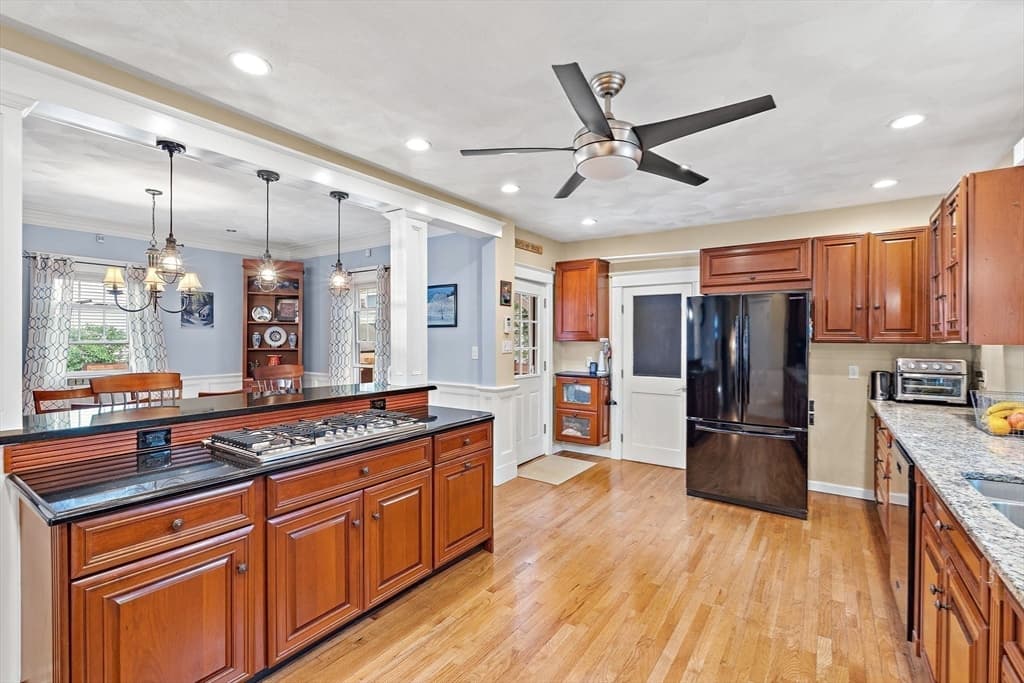 Casa em Medford — foto 5