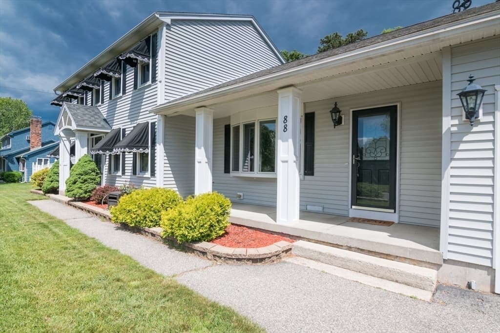 Casa em Chicopee — foto 4