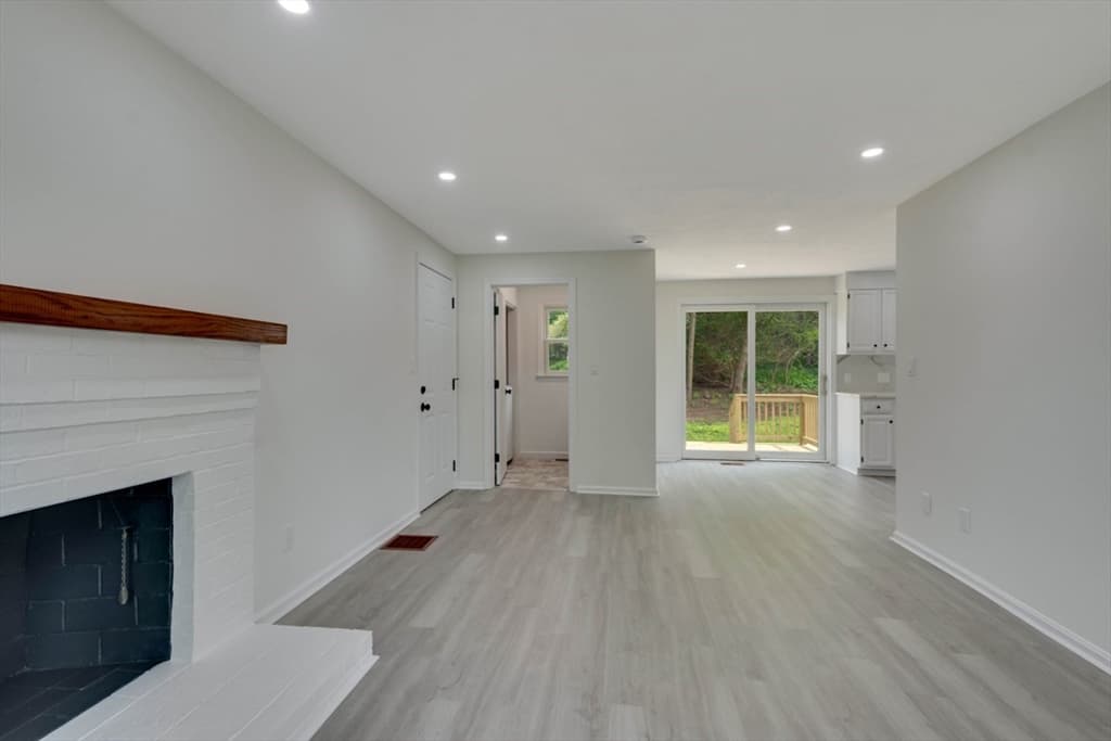 Casa em Framingham — foto 6