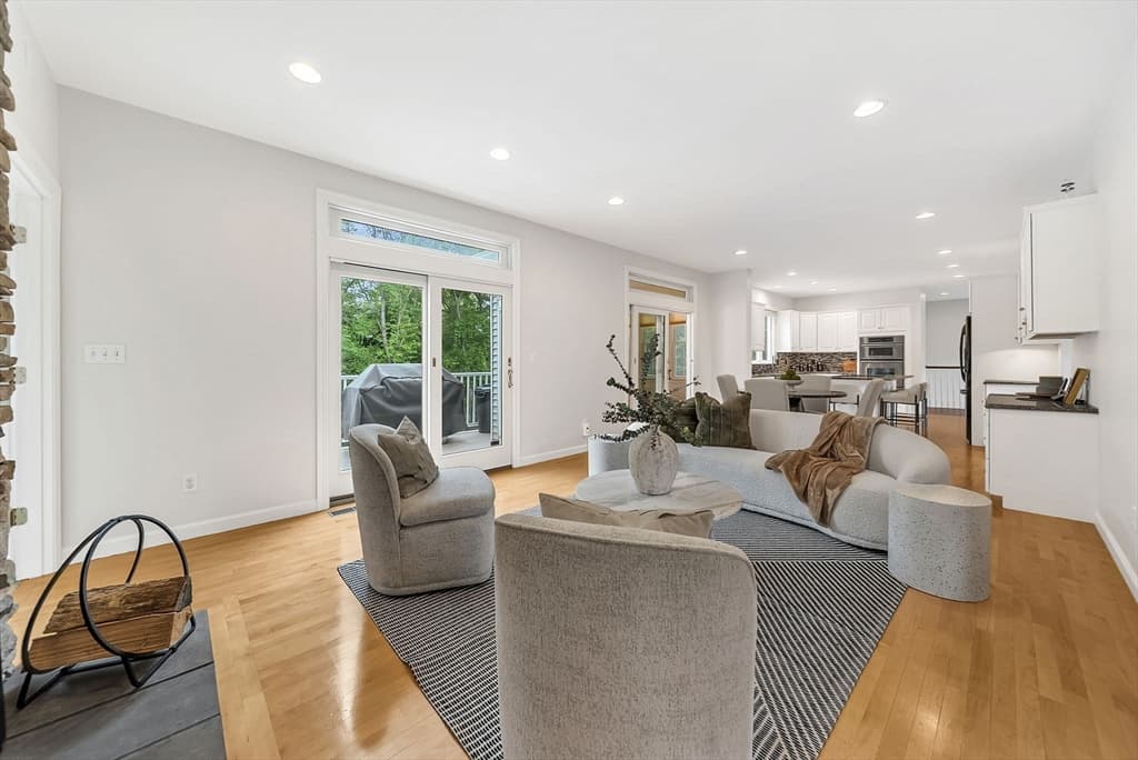 Casa em Framingham — foto 3