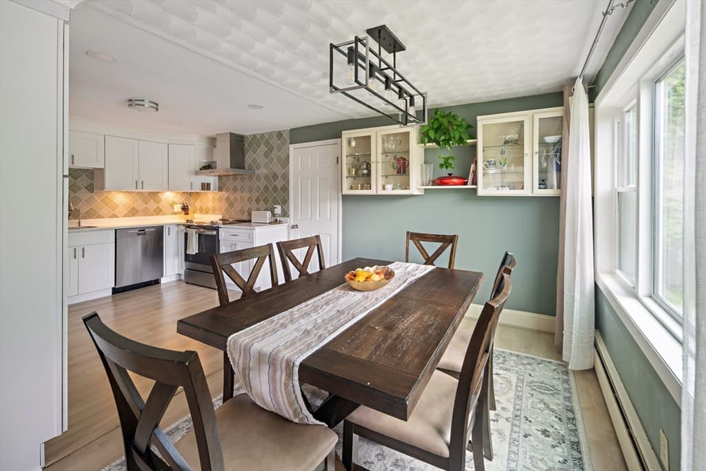 Casa em Woburn — foto 6