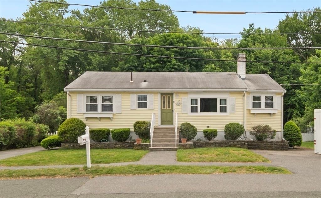 Casa em Woburn — foto 4