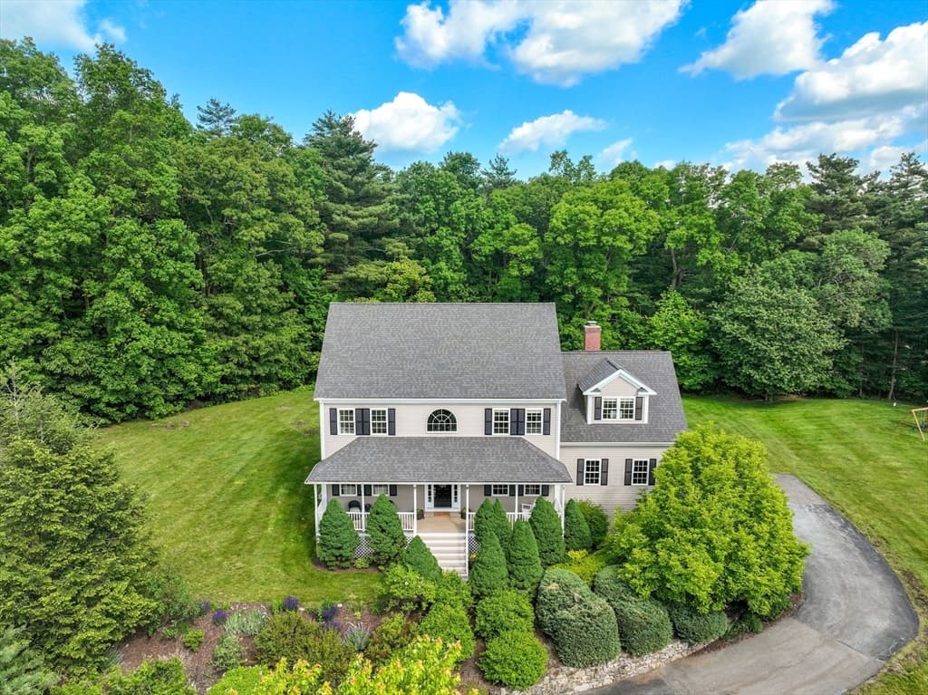 Casa em Southborough