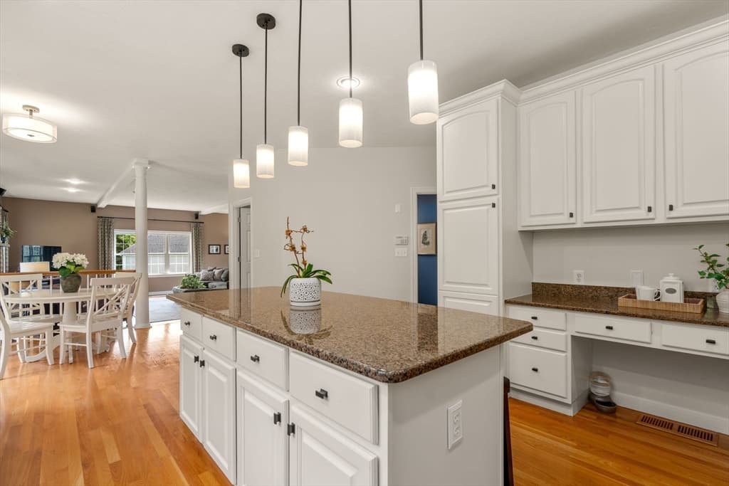 Casa em Southborough — foto 9