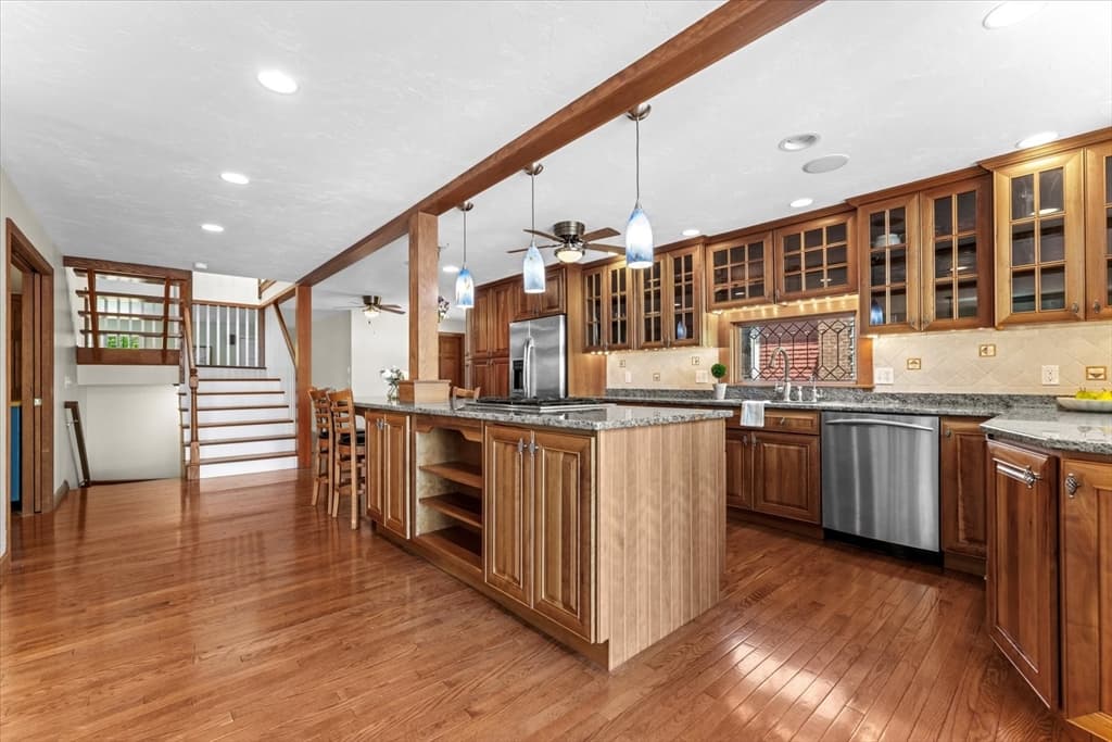 Casa em West Brookfield — foto 9