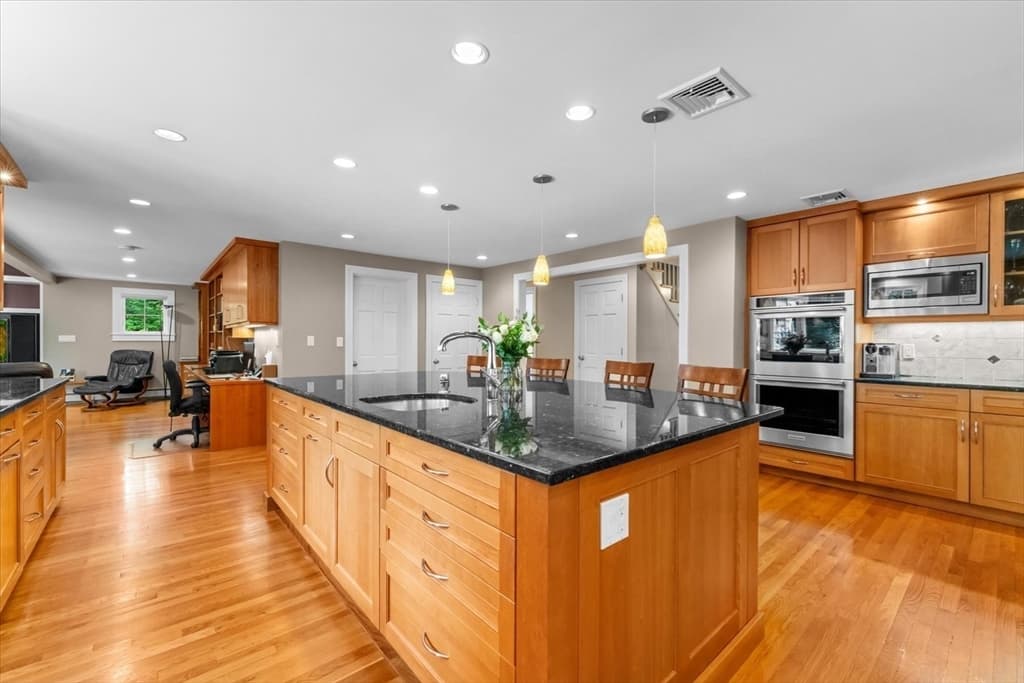 Casa em Wellesley — foto 5