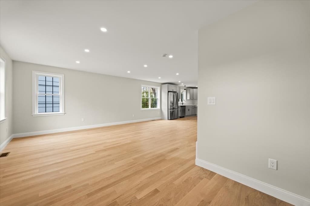 Casa em Brockton — foto 3