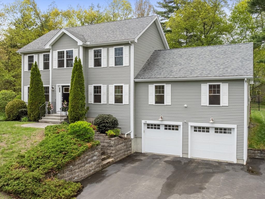 Casa em Hopkinton