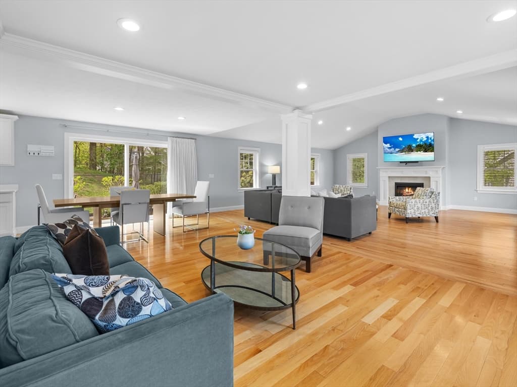 Casa em Hopkinton — foto 5