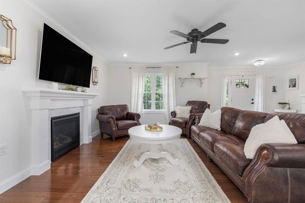 Casa em Attleboro — foto 6