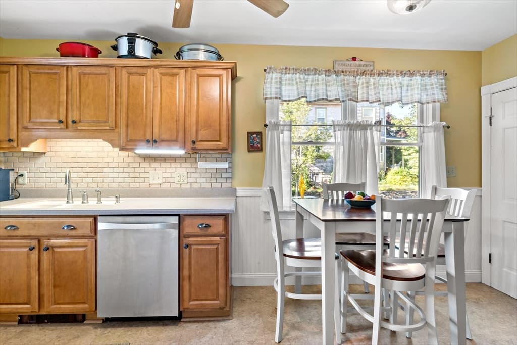 Casa em Fall River — foto 6