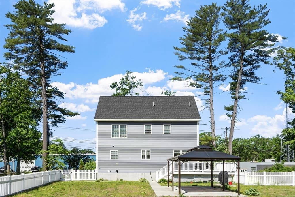 Casa em Tewksbury — foto 8