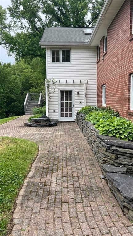 Casa em South Hadley — foto 8