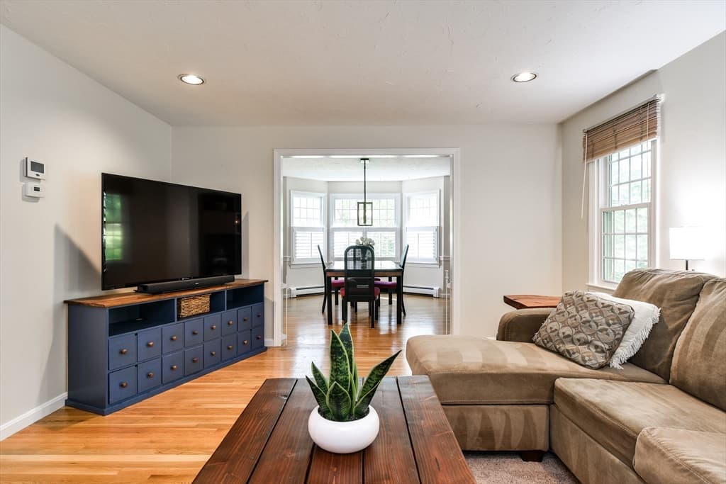 Casa em Framingham — foto 5