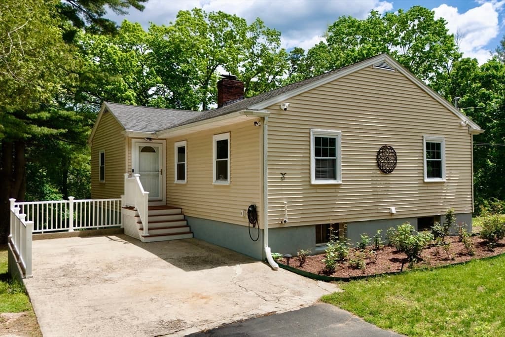 Casa em Natick — foto 5