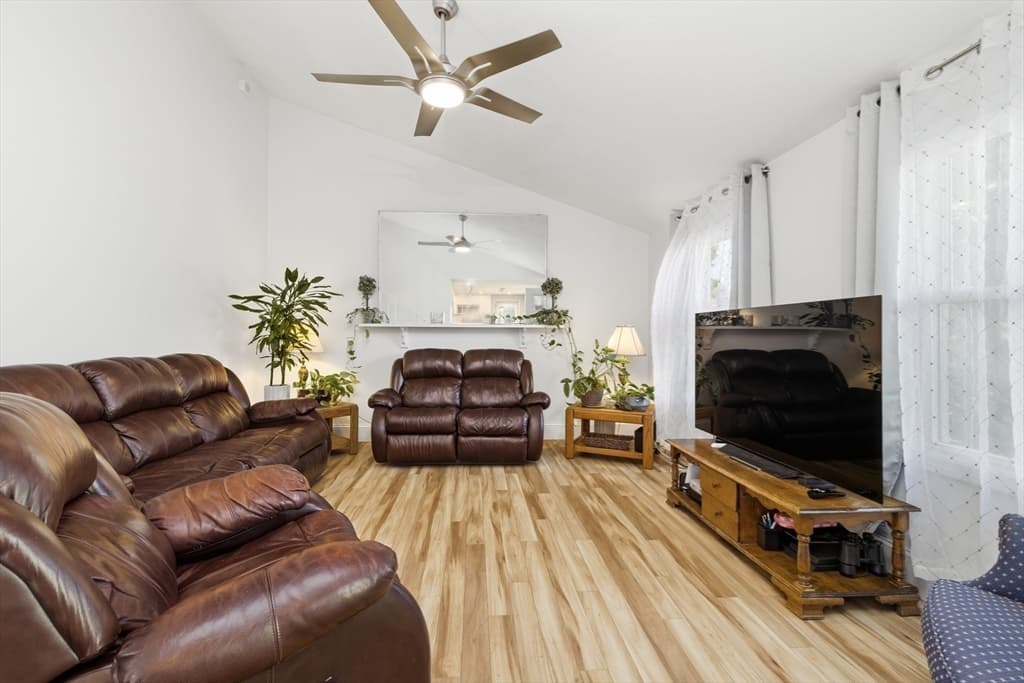 Casa em Brockton — foto 5