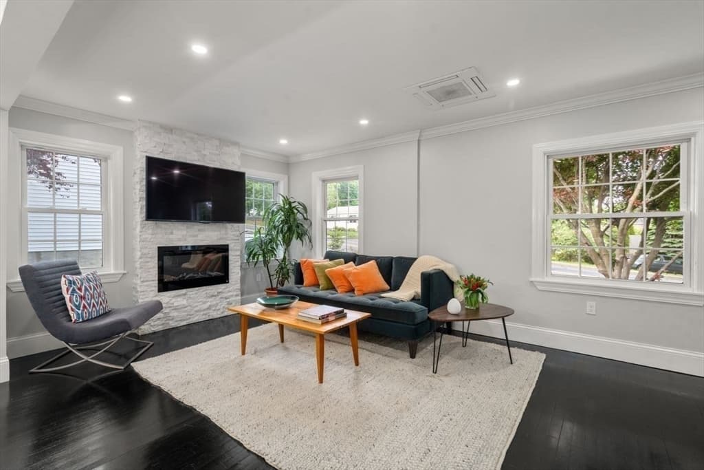 Casa em Natick — foto 6