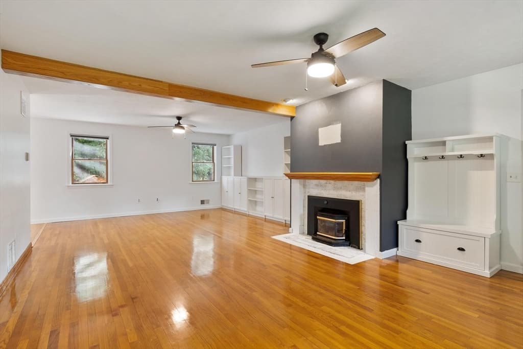 Casa em Lunenburg — foto 8