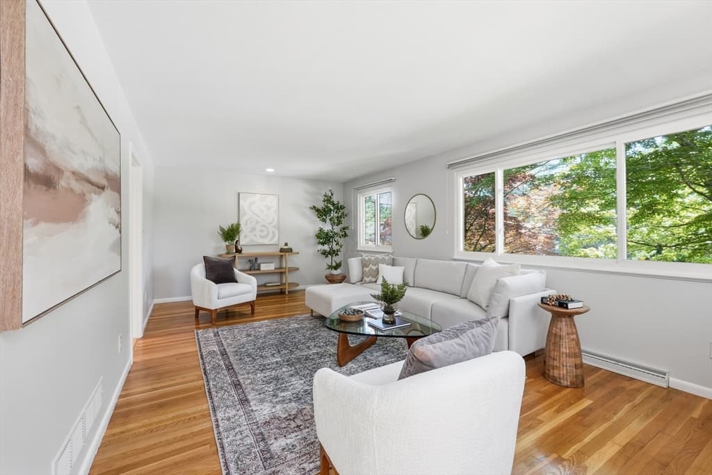 Casa em Framingham — foto 5