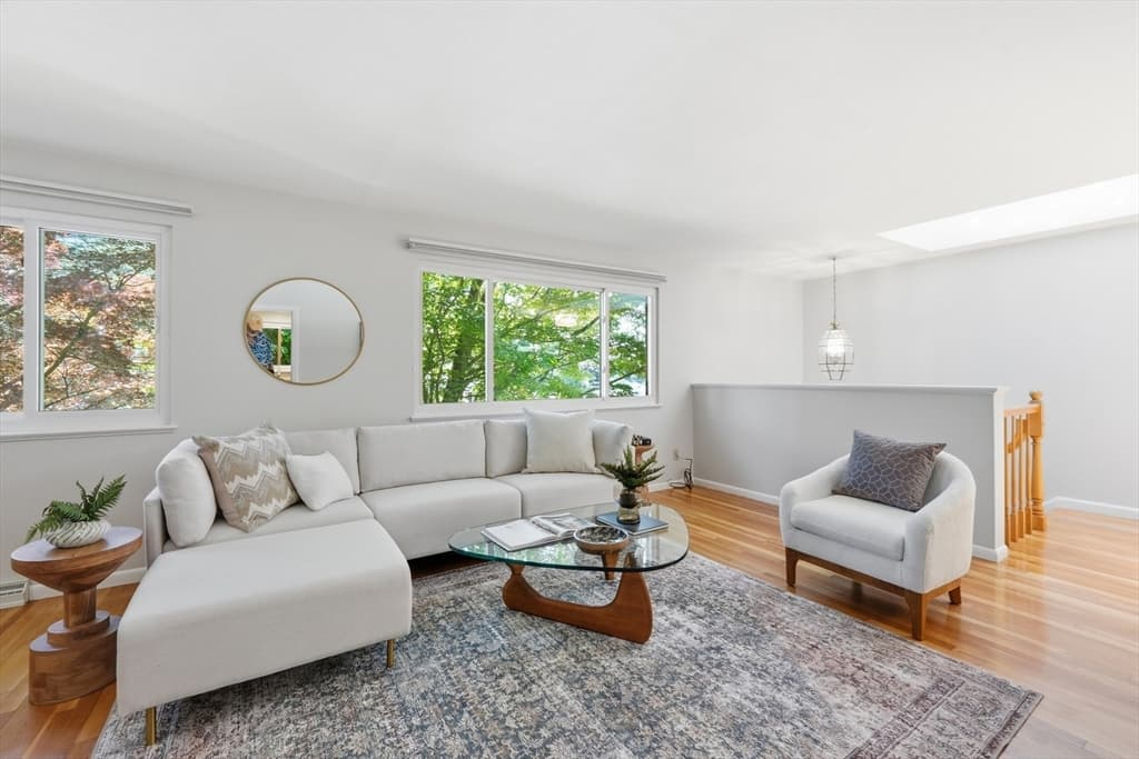Casa em Framingham — foto 4