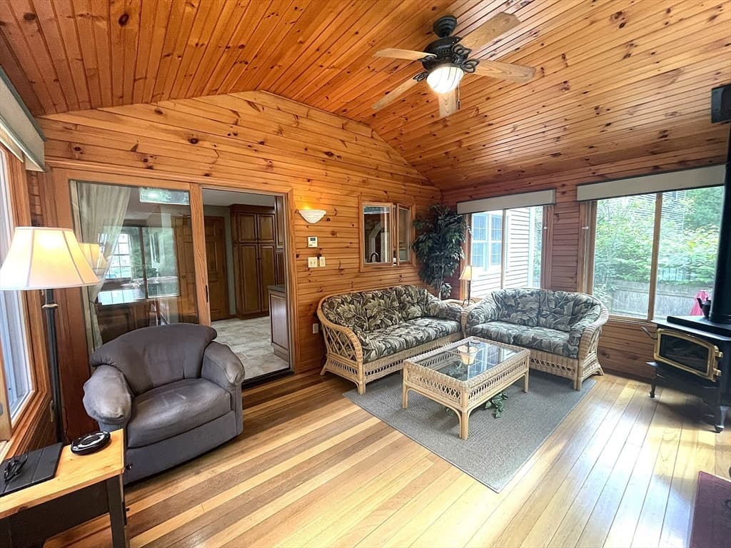 Casa em Framingham — foto 5