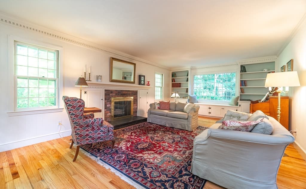 Casa em East Longmeadow — foto 4
