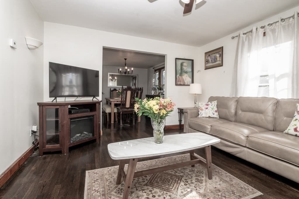 Casa em Revere — foto 4