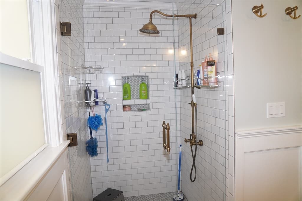 Casa em Fall River — foto 6