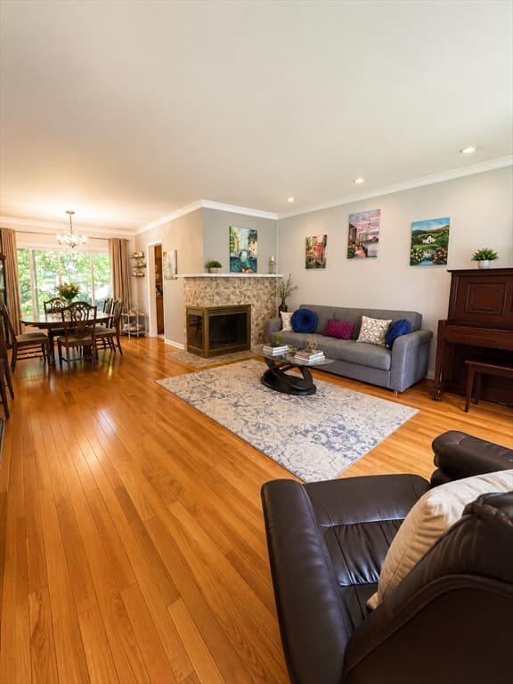 Casa em Natick — foto 2