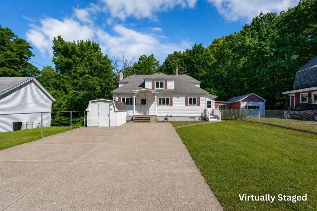 Casa em Dracut